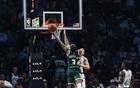 濃眉遭爆，一戰(zhàn)封神！逆天三分+死亡隔扣，NBA歷史首人！