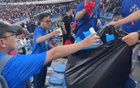 倉實(shí)知禮節(jié)！蘇超球迷環(huán)保行！