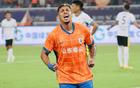 山東泰山勝西海岸，克雷桑破荒，卡扎七球五場七球